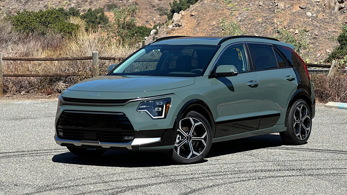 2023 Kia Niro Overview