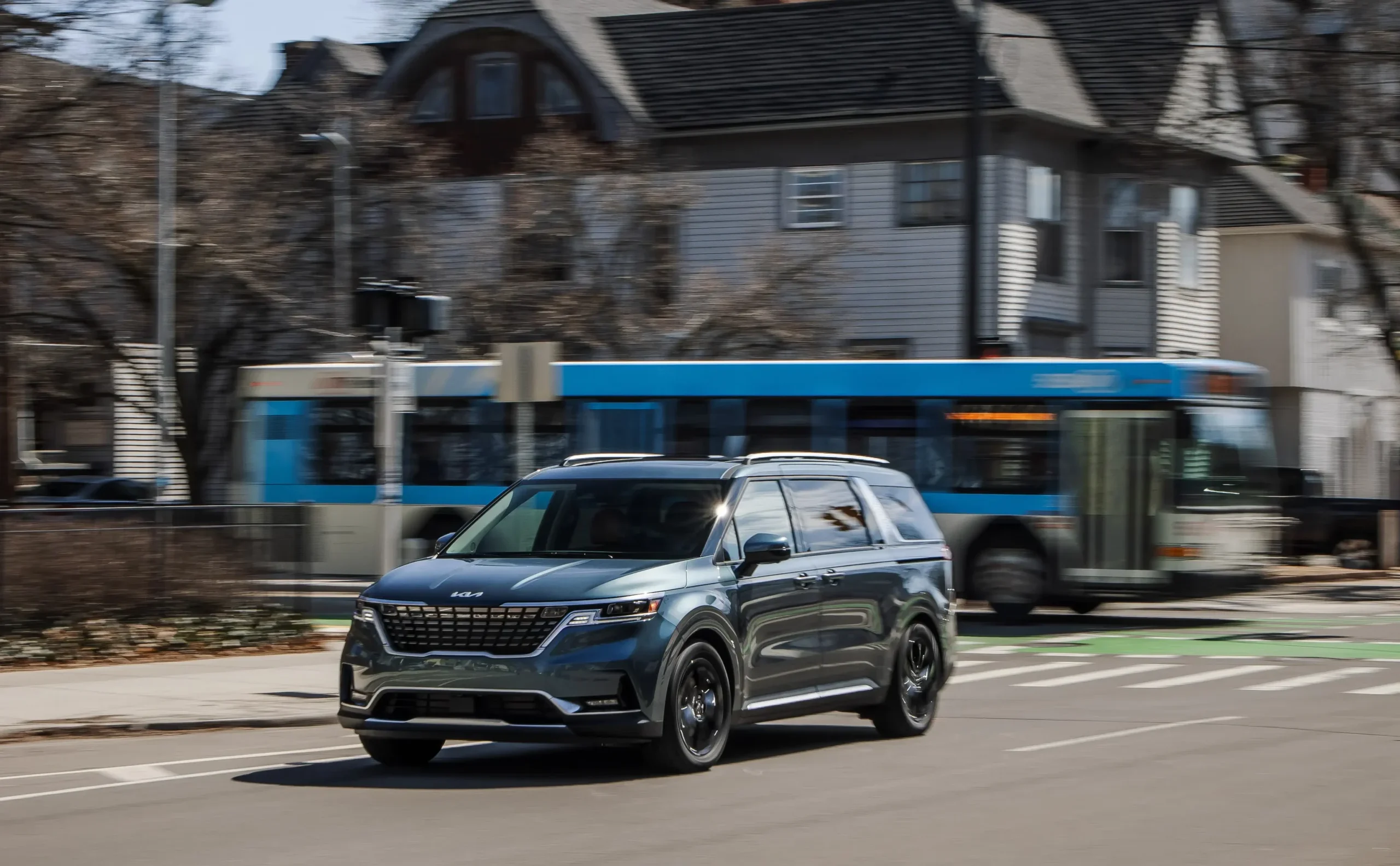 2022 Kia Carnival Overview