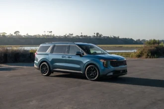 2025 Kia Carnival Overview